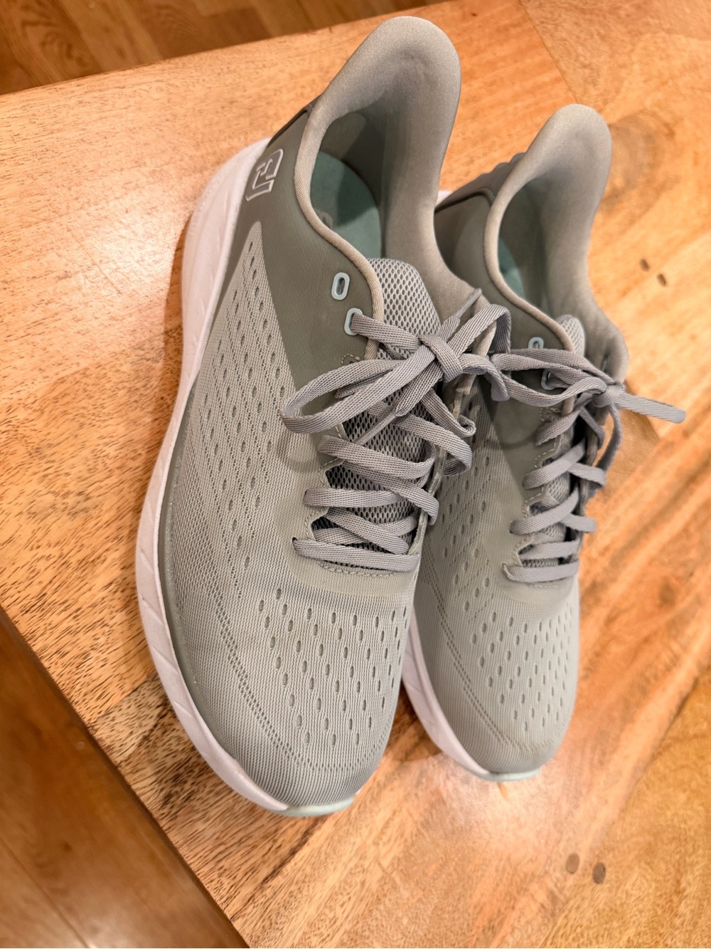 FootJoy Flex XP Women’s Golf Shoes Gray Waterproof Spikeless Size 10M
